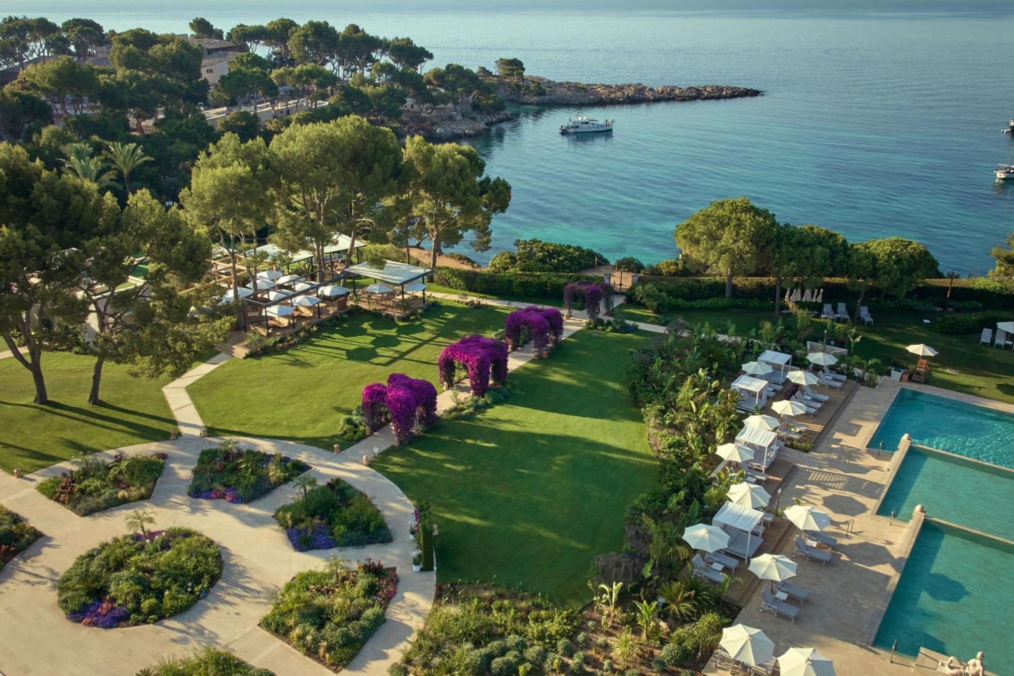 The St. Regis Mardavall Mallorca Resort Пальма Нова Экстерьер фото